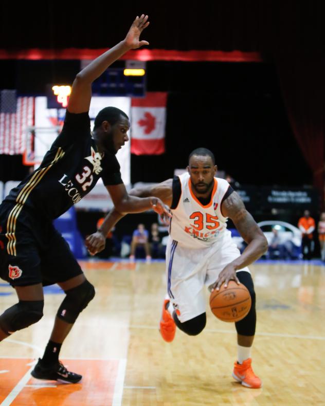 Westchester Knicks Forward DaJuan Summers vs. the Erie BayHawks