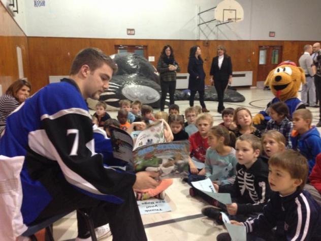 Saint John Sea Dogs Help with Canaport LNG Hat Trick for Reading Program