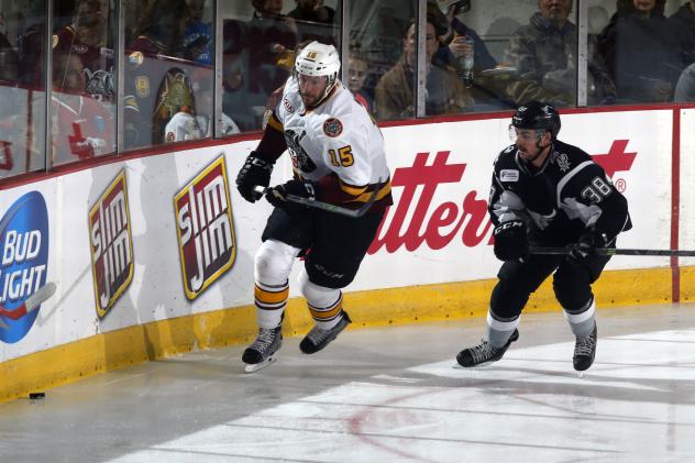 Chicago Wolves Center Jeremy Welsh vs. the San Antonio Rampage