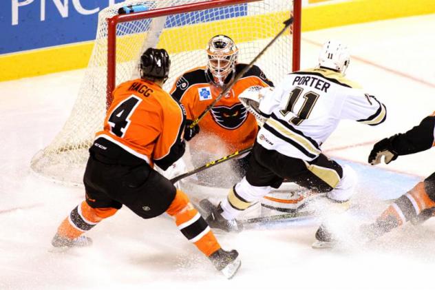 Lehigh Valley Phantoms Goaltender Anthony Stolarz Defends against the Wilkes-Barre/Scranton Penguins