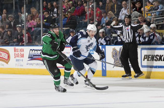 Texas Stars Battle the Milwaukee Admirals