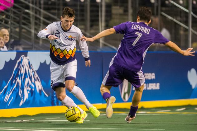 Tacoma Stars Defender Adam West vs. the Dallas Sidekicks