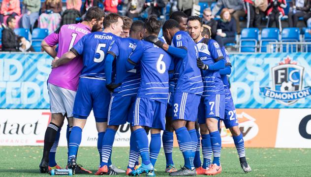 FC Edmonton Huddle