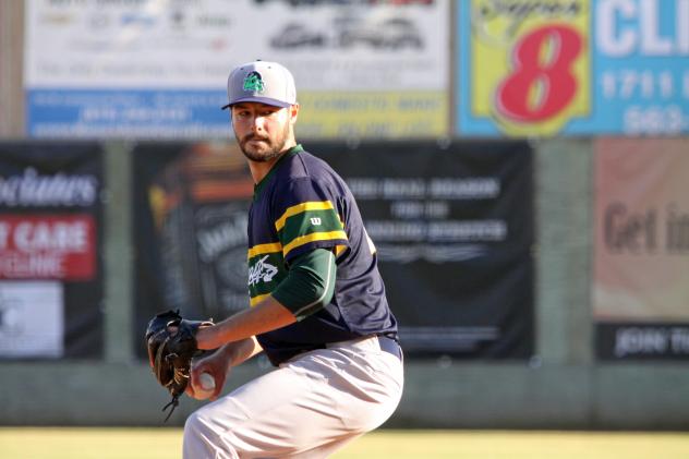 Beloit Snappers RHP Kevin Johnson