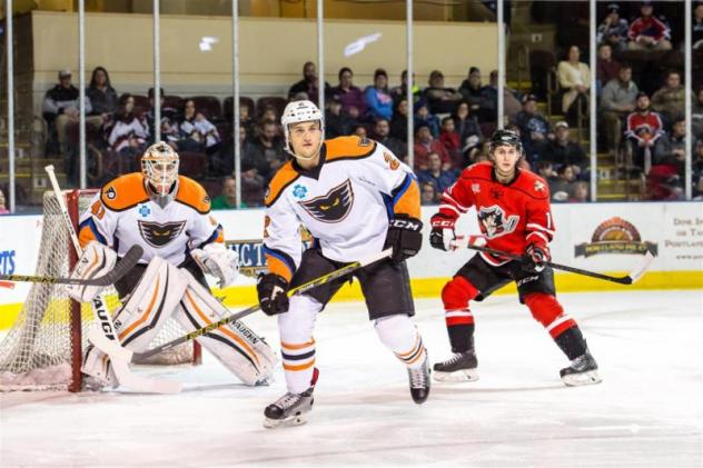 Lehigh Valley Phantoms Defend against the Portland Pirates