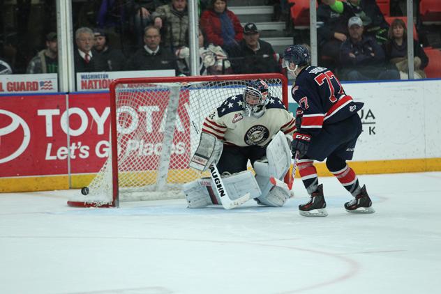 Tri-City Americans Goaltender Evan Sarthou Makes a Big Save vs. the Regina Pats