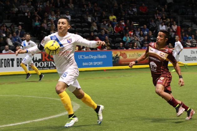 San Diego Sockers Defender Eduardo Velez Controls the Ball vs. Soles de Sonora