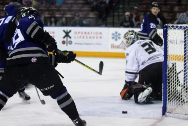 Wichita Thunder vs. the Utah Grizzlies