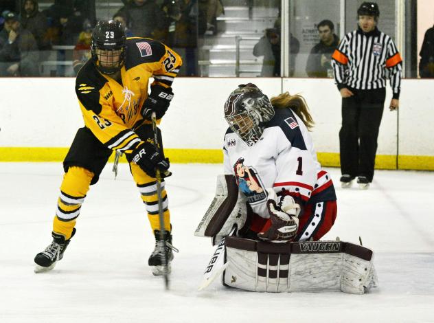 New York Riveters Goaltender Shenae Lundberg vs. the Boston Pride