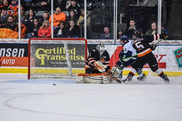 Bloominton Thunder Pressure the Omaha Lancers