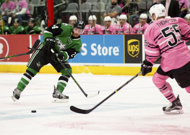 Texas Stars Take a Shot vs. the San Antonio Rampage