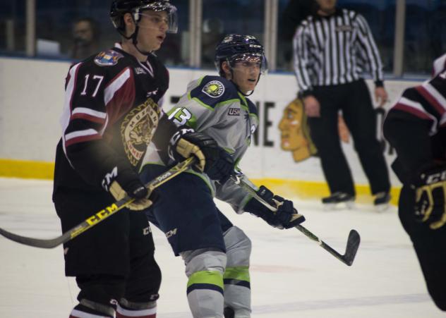 Bloomington Thunder Forward Jake Slaker vs. the Muskegon Lumberjacks