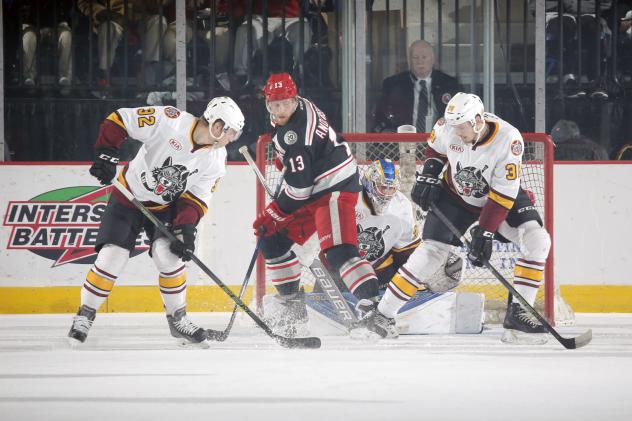 Chicago Wolves Defend their Goal against the Grand Rapids Griffins