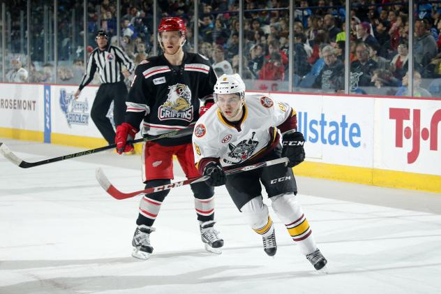 Chicago Wolves RW Ty Rattie vs. the Grand Rapids Griffins