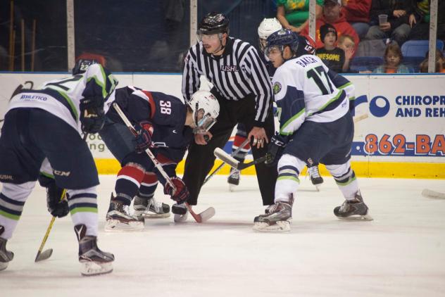 Bloomington Thunder Faces off with Team USA