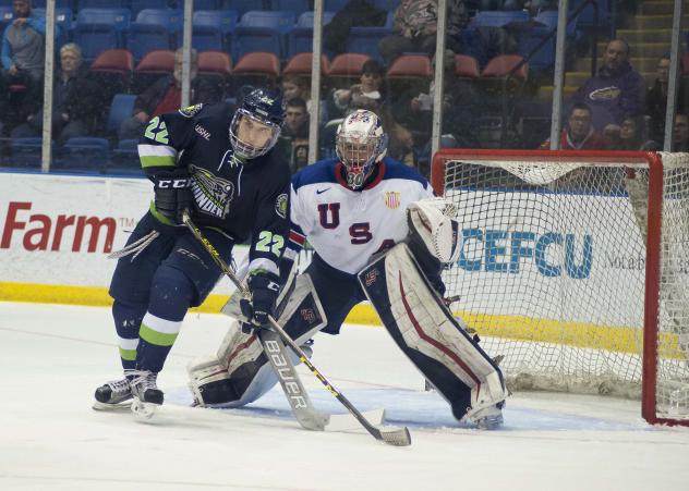 Logan Lambdin of the Bloomington Thunder at the Team USA Net