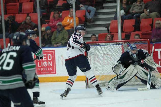 Tri-City Americans Skate in on the Seattle Thunderbirds