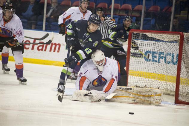 Bloomington Thunder Press the Youngstown Phantoms Goaltender