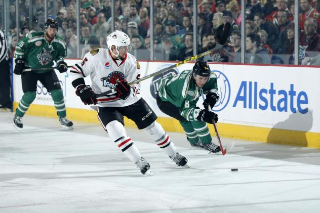 Chicago Wolves RW Ty Rattie vs. the Rockford IceHogs