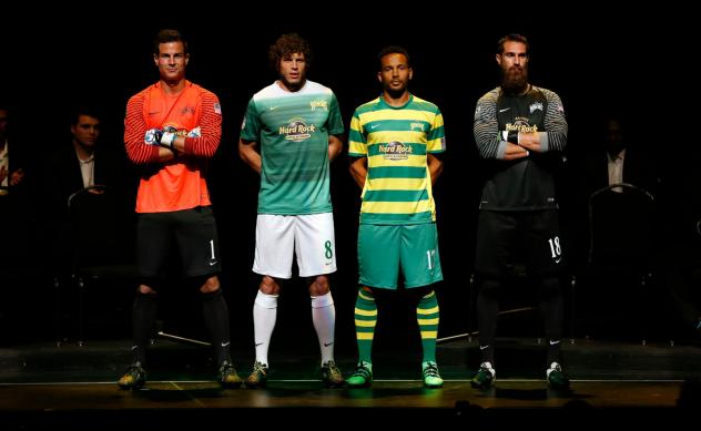 Tampa Bay Rowdies Unveil 2016 Alternate Kit