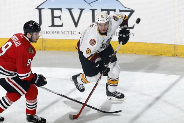 Chicago Wolves RW Ty Rattie vs. the Rockford IceHogs