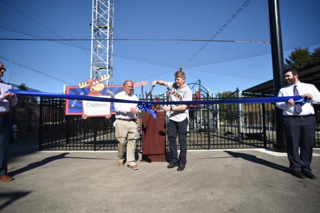 Tacoma Rainiers Cut Ribbon on New Family Pavilion