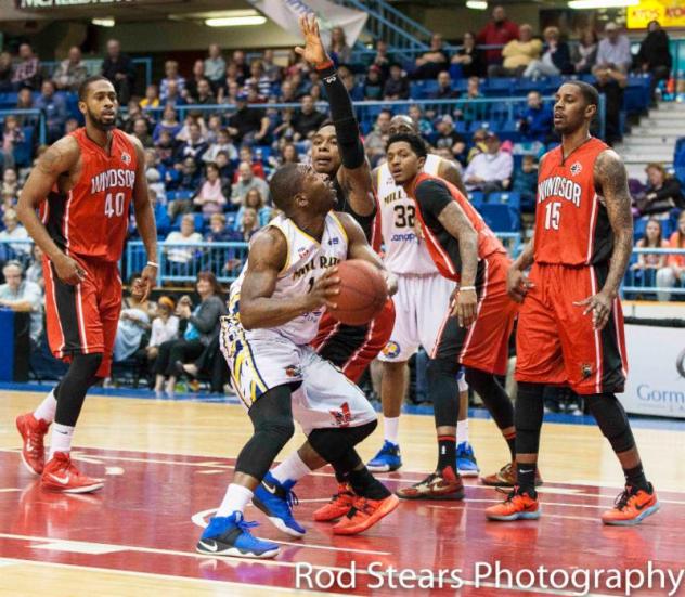 Saint John Mill Rats Eye the Hoop vs. the Windsor Express