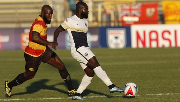 Jacksonville Armada Controls the Ball vs. the Fort Lauderdale Strikers
