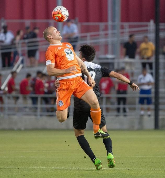 Tulsa Roughnecks Go High for a Ball