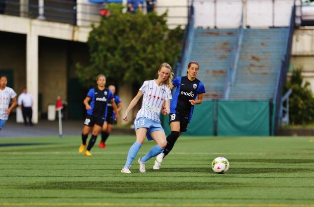 Michelle Lomnicki of the Chicago Red Stars