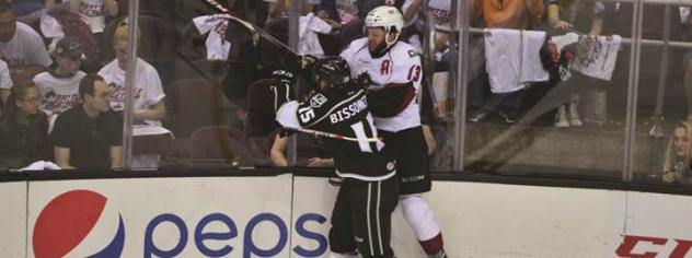 Ontario Reign Battle the Lake Erie Monsters