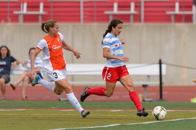 Chicago Red Stars Forward Jen Hoy Controls the Ball vs. Sky Blue FC