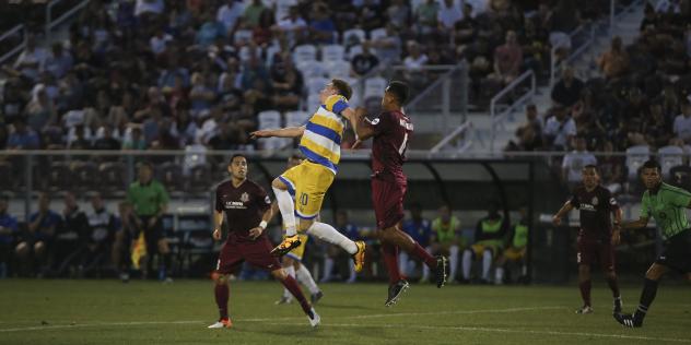 Sacramento Republic FC and Kitsap Pumas Go High for the Ball