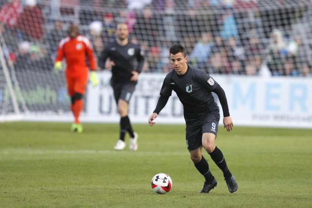 Minnesota United Midfielder Bernardo Anor