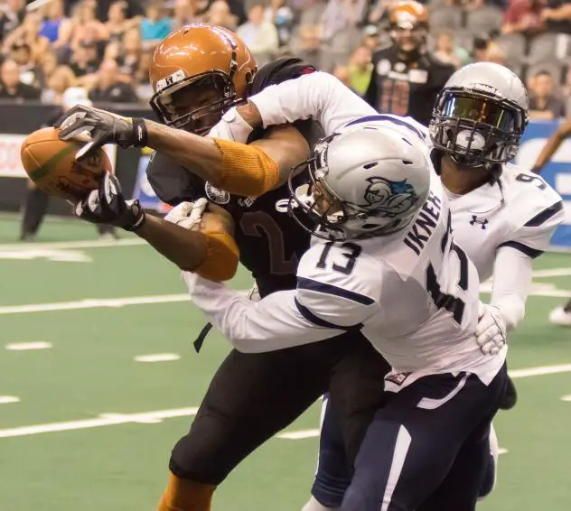 Maurice Purify of the Arizona Rattlers vs. the Portland Steel