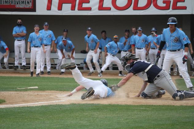 St. Cloud Rox Watch a Play at the Plate