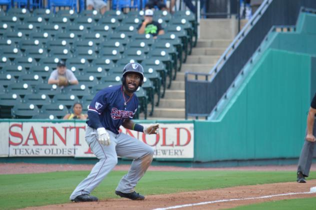 Mycal Jones of the Somerset Patriots