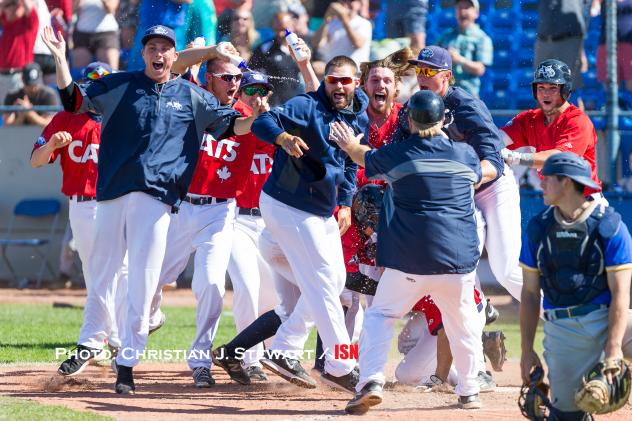 Victoria HarbourCats Celebrate Walk Off
