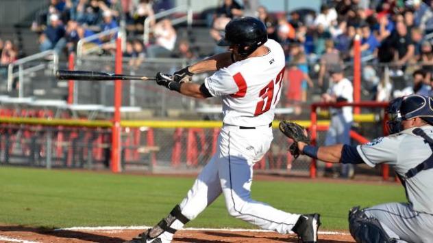 Volcanoes Leave 11 on Base in 8-5 Loss