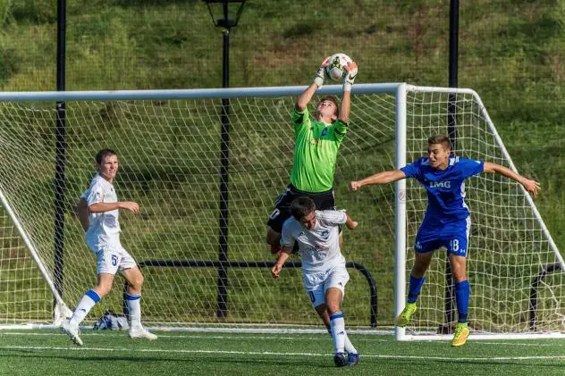 Independence Sign CSA Product Andrew Pannenberg to Amateur Contract