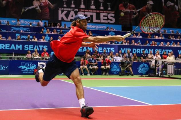 Kastles Lose Thriller to New York 21-19