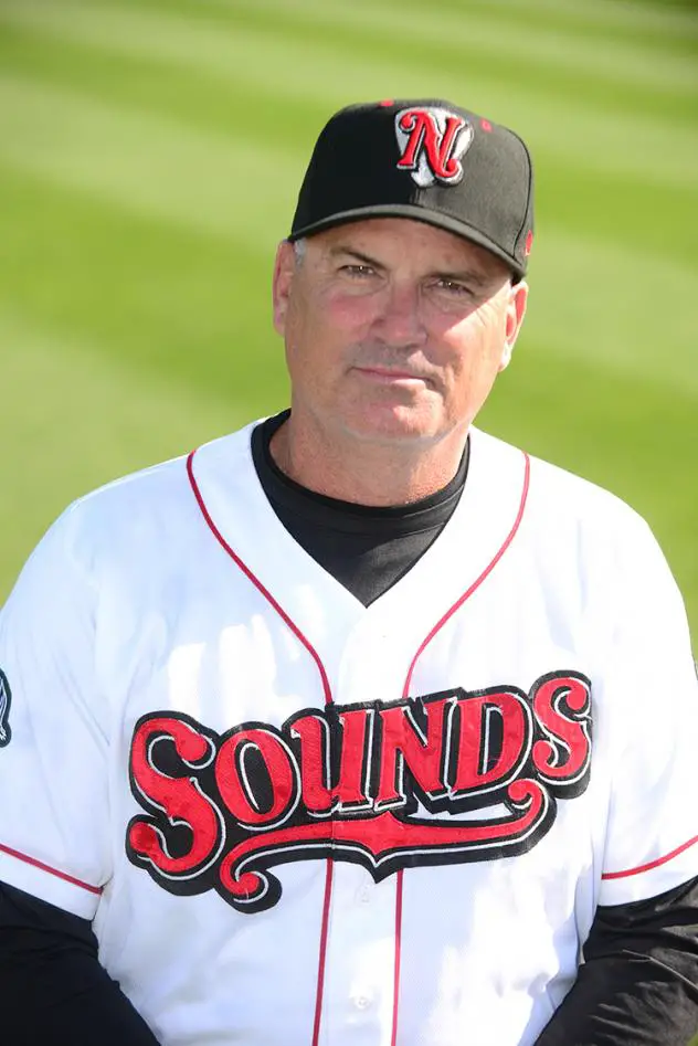 Steve Scarsone Named PCL Manager of the Year