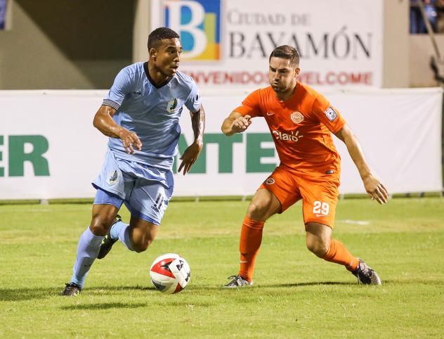 Loons Draw in Puerto Rico