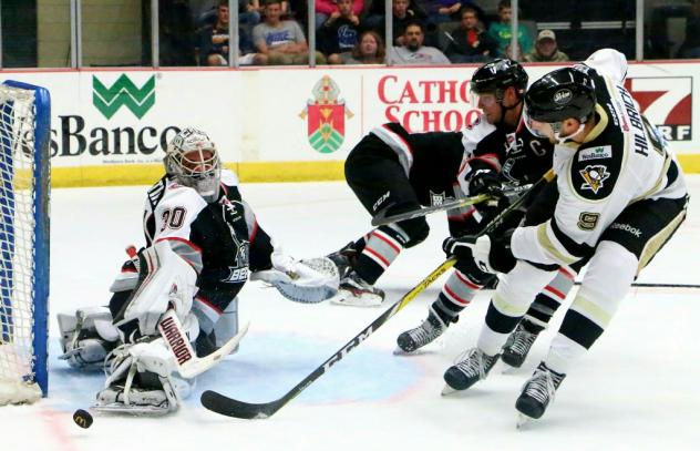 Nailers Take One Point on Opening Night