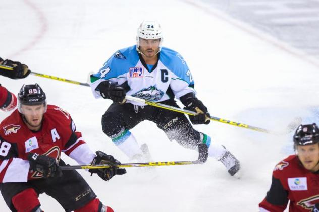 Crisp Offense, Suffocating Defense Lead Aces Past Rush