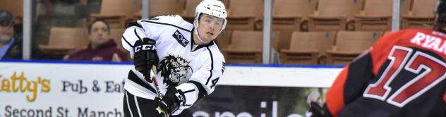 Monarchs Fall 4-2 to Cyclones