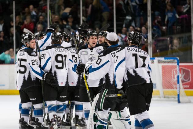 Shootout Sharp - Herbert, Komm Seal Shootout Win over Aces