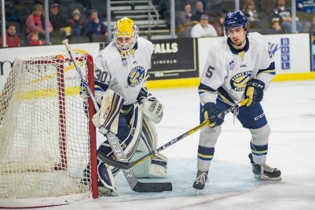 Berdin Named USHL Co-Goaltender of the Week