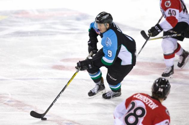 Cyclones Upend Aces in Shootout Saturday