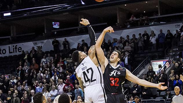 A's Fall Flat in Second Half, Lose Rematch in London 93-99